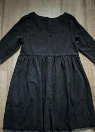 Джинсовое платье оверсайз с необработанным краем и вышивкой платья вышиванка5 фото