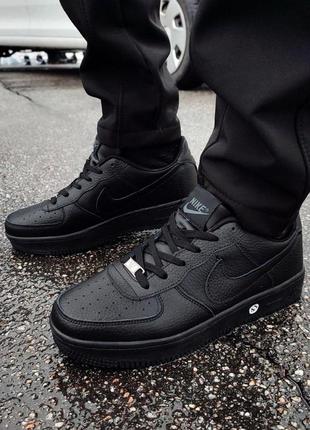 Чоловічі кросівки nike air force 1 black чорні