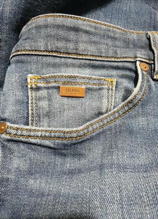 Топовые стрейчевые джинсы hugo boss6 фото