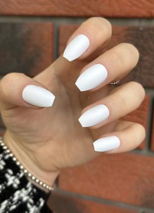 Накладні нігті 💅