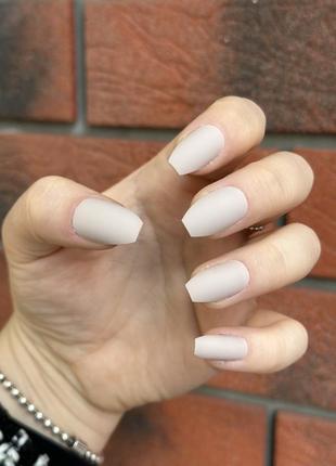Накладні нігті 💅