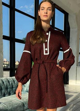 Гарна сукня вишиванка з мереживом