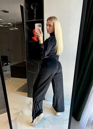 Велюровый прогулочный костюм3 фото