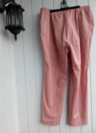 Базовые брюки в полоску на резинке, с карманами4 фото