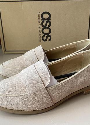 Бежевые замшевые лоферы