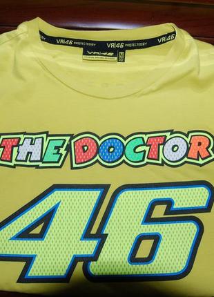 Крута бавовняна футболка з прінтом the doctor "46" фірми vr / 46 , оригінал, по бірці - м7 фото