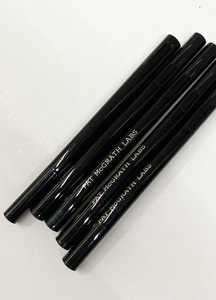 Ультрачорна люксова підводка - лайнер для очей pat mcgrath perma precision liquid eyeliner