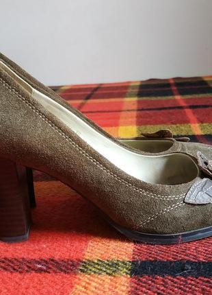 Замшевые ботиночки (туфли) оливкового цвета mascotte 39 размер