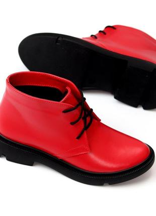 Натуральные кожаные демисезонные красные ботинки внутри ворсистый флис