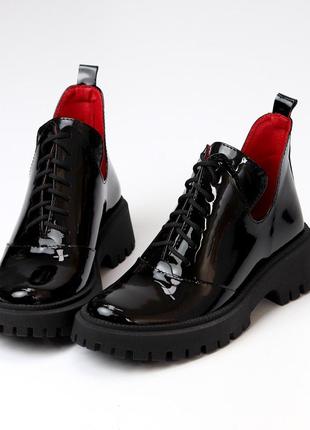 Натуральные кожаные лакированные черные демисезонные туфли - ботинки на шнуровке10 фото