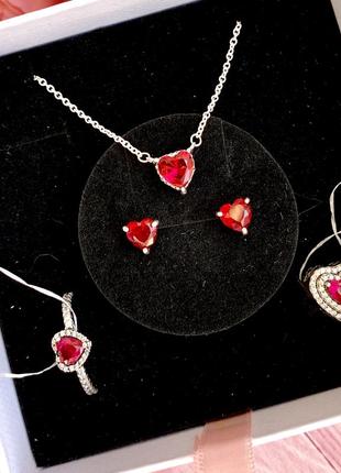 Подарочный набор pandora «красное сердце» комплект пандора серьги пандора ожерелье pandora кольцо кольцо pandora серебро 925 шарм1 фото