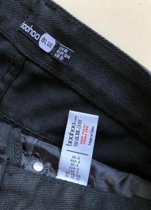 Джинсы boohoo бохо черные с разрезами с дырками на коленях с высокой посадкой талией8 фото