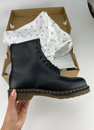 Ботинки dr. martens 1460 smooth leather lace up 11822006 черные, оригинальные ботинки др мартенс женские3 фото