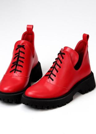 Натуральні шкіряні червоні демісезонні туфлі - черевики на шнурівці на чорній підошві4 фото