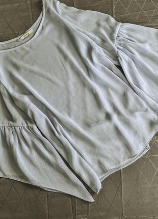 Красива блуза