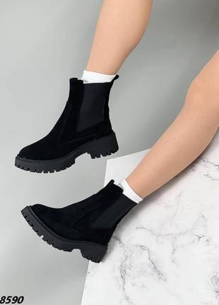 Черные зимние женские замшевые ботинки,мех с эластичными вставками 36,37,38,39,405 фото