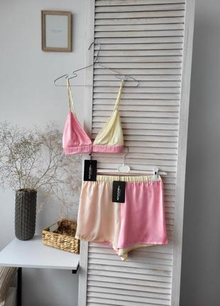 Піжама ліф з шортами  prettylittlething