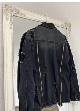 Невероятная джинсовая куртка с интересными деталями missguided4 фото