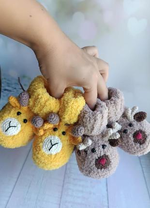 Вязаные детские пинетки