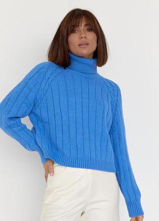 Жіночий светр синій з рукавами-регланами і коміром