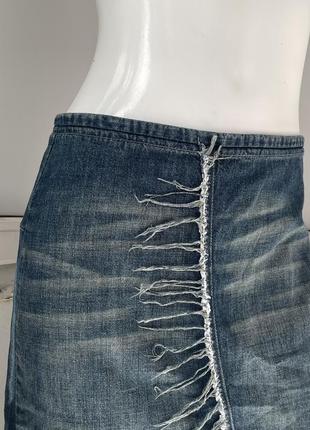 Джинсовая винтажная юбка diesel y2k с бахромой асимметричный крой авангард (morgan, marithe francois girbaud ) выстиран деним6 фото