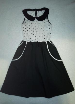 Стильное платье