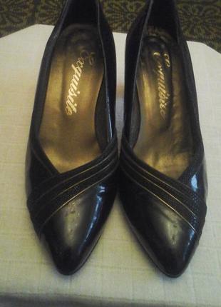 Туфлі жееские