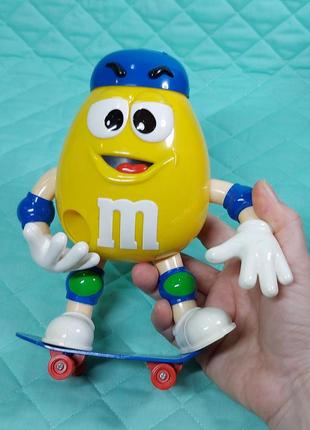 Диспенсер для конфет m&m2 фото