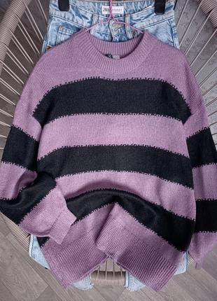 Новый удлиненным фиолетовый свитер в широкую полоску6 фото