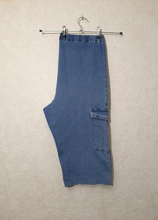 Cotton бренд джинсовые бриджи голубые на резинке высокая талия боковые карманы полубаталы женские7 фото