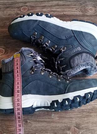 Ботинки bench. размер 39.