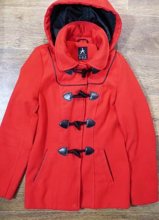 Демісезонне пальто