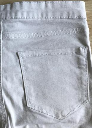 Білосніжні, білі джинсові шорти2 фото