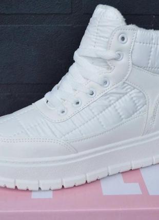 Кроссовки хайтопы зима