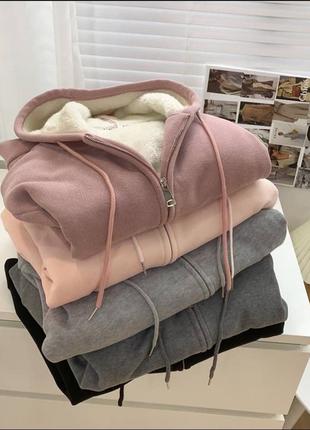 Жіноча кофта на хутрі