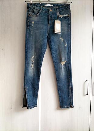 Новые джинсы zara, размеры 36, 42.