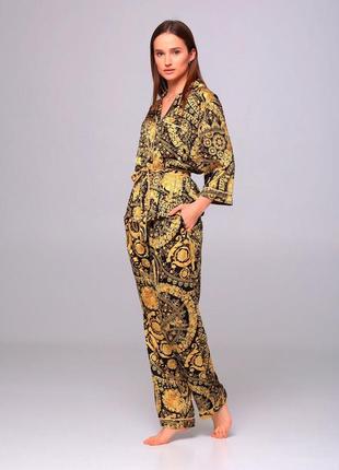 Пижамный костюм четверка kaiza жакет+ брюки+шорты+топ версаче  хs (34)   эко-шелк4 фото
