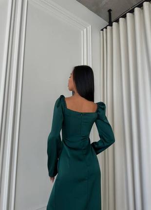 Нежное сатиновое платье с разрезом2 фото