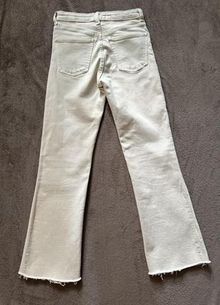 Джинсы zara flared mid-rise cropped trf jeans6 фото