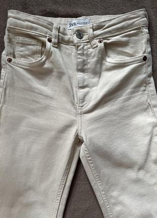 Джинсы zara flared mid-rise cropped trf jeans4 фото