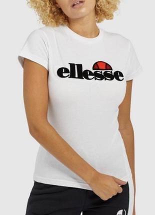 Стильна жіноча біла молочна подовжена футболка"ellesse",xs/s оригінал індія 100% бавовна1 фото