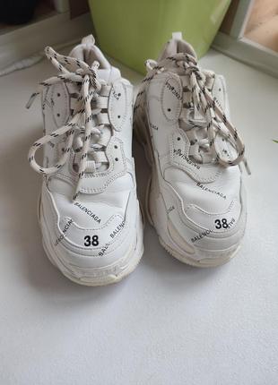 Кожаные кроссовки на массивной подошве logo balenciaga5 фото