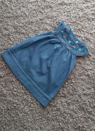 Милий джинсовий сарафан, платячко з вишивкою baby club c&a 80 розміру.5 фото