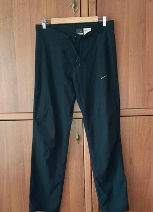 Винтажные женские спортивные штаны nike vintage