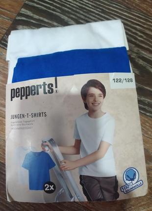 Комплект футболок pepperts на 6-8 років