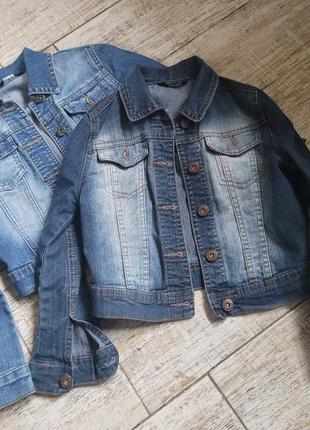 Джинсові куртки для дівчат 5-6 років1 фото