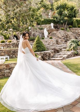 Волшебное свадебное платье8 фото