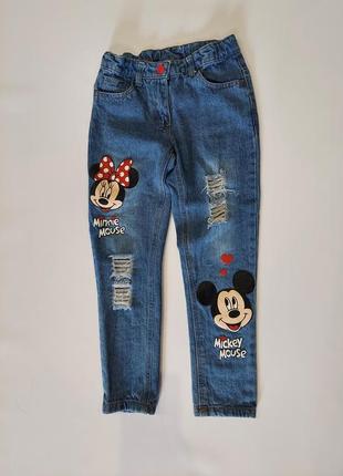 Стильные джинсы с потертостями от disney с микки и минни 5-7 лет5 фото
