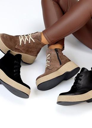 Жіночі демісезонні черевики у чорному та рудому кольорі з натуральної шкіри та замші 🌸