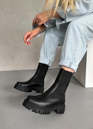 Высокие зимние челси.ботинки ,кожа